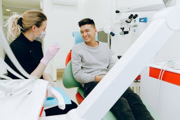 מה העלות של טיפול שיניים בהרדמה כללית?